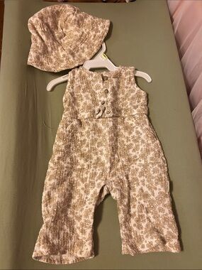 Rabbit + Bear Organic Baby Romper with Sun Hat